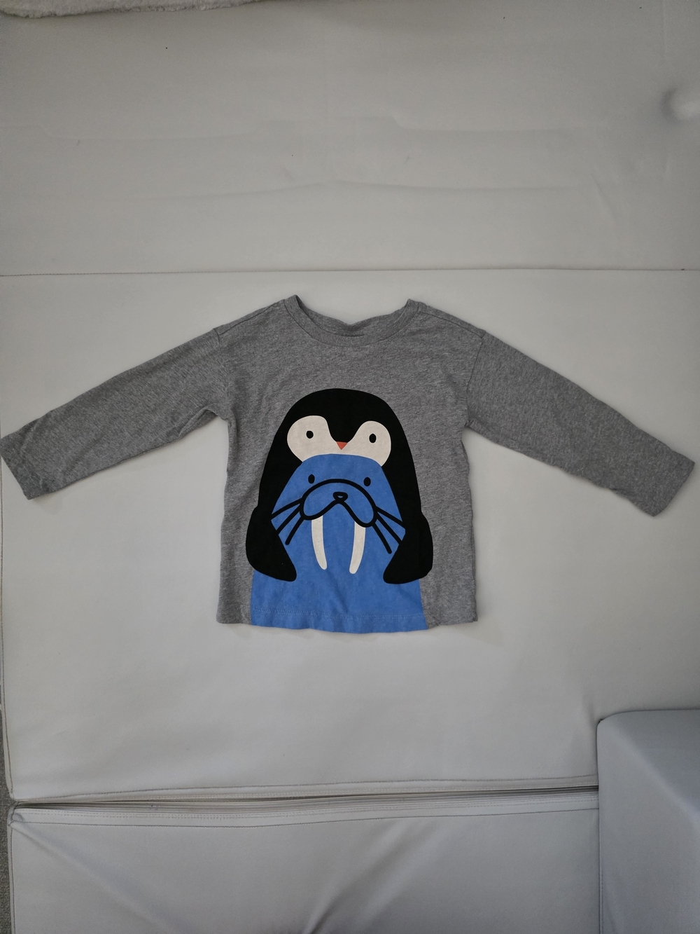 (EUC) Hanna Andersson Long Sleeve Graphic Tee Polar Pals Gray Size 3T
